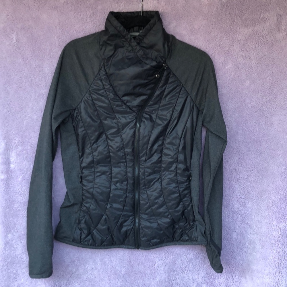 Athleta sz S jacket black/gray